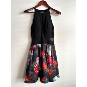 Xscape Evening Floral Cocktail Dress Women's Size 4 Black and Red Fit and Flare